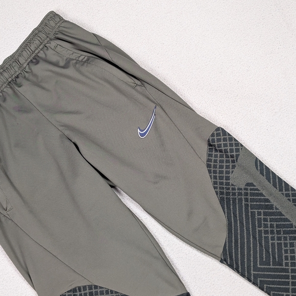 Nike Dri-Fit Strike Soccer Pants Joggers Olive/Black Men's Small Slim DV2856-222 - Picture 6 of 16